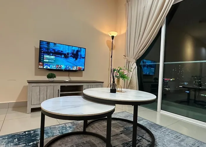Twin Galaxy City View 2 Bedroom With Balcony