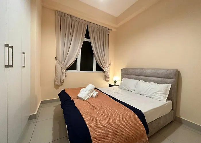 Twin Galaxy City View 2 Bedroom With Balcony