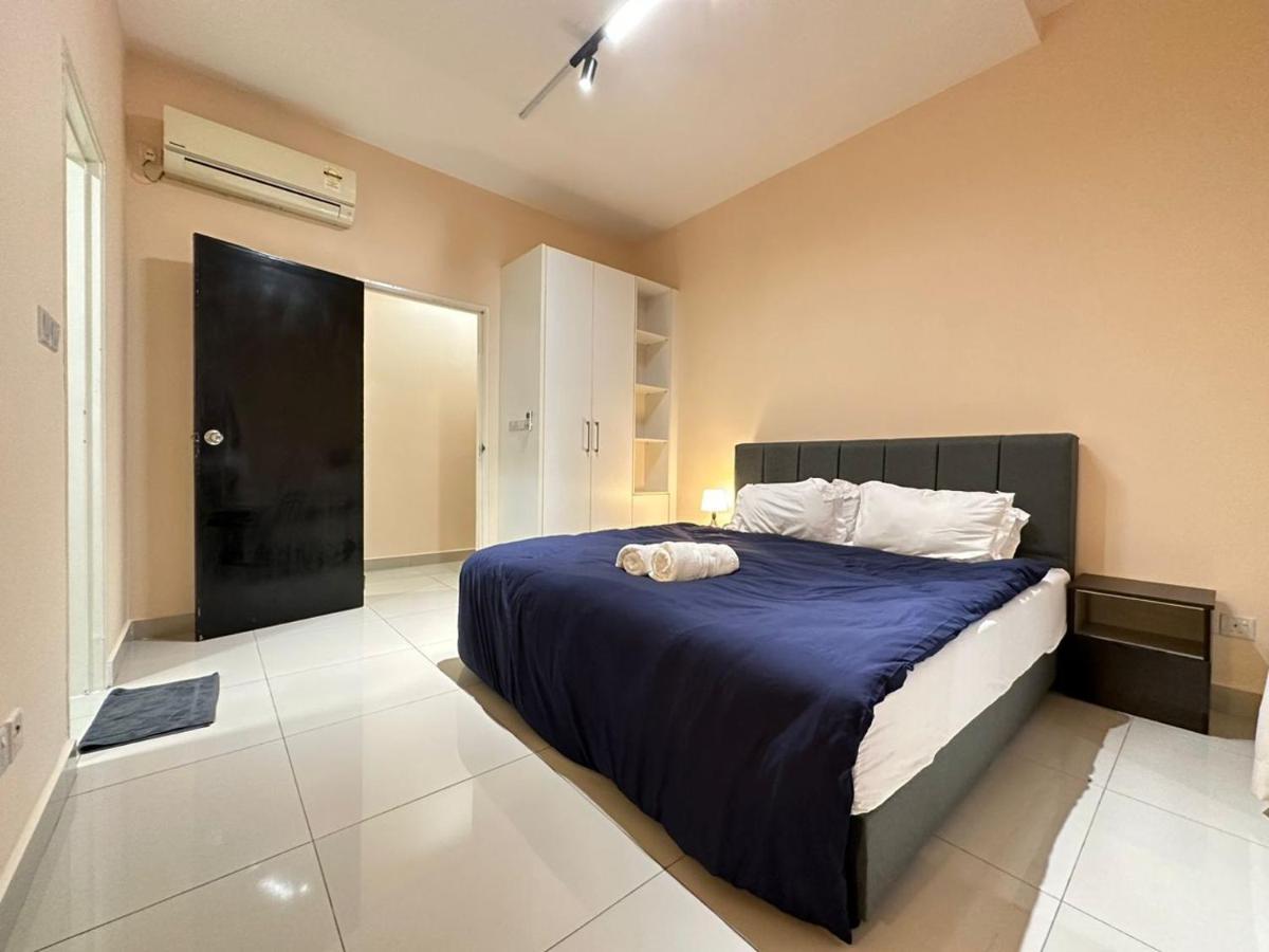 Twin Galaxy View 2 Bedroom With Balcony Apartment Johor Bahru