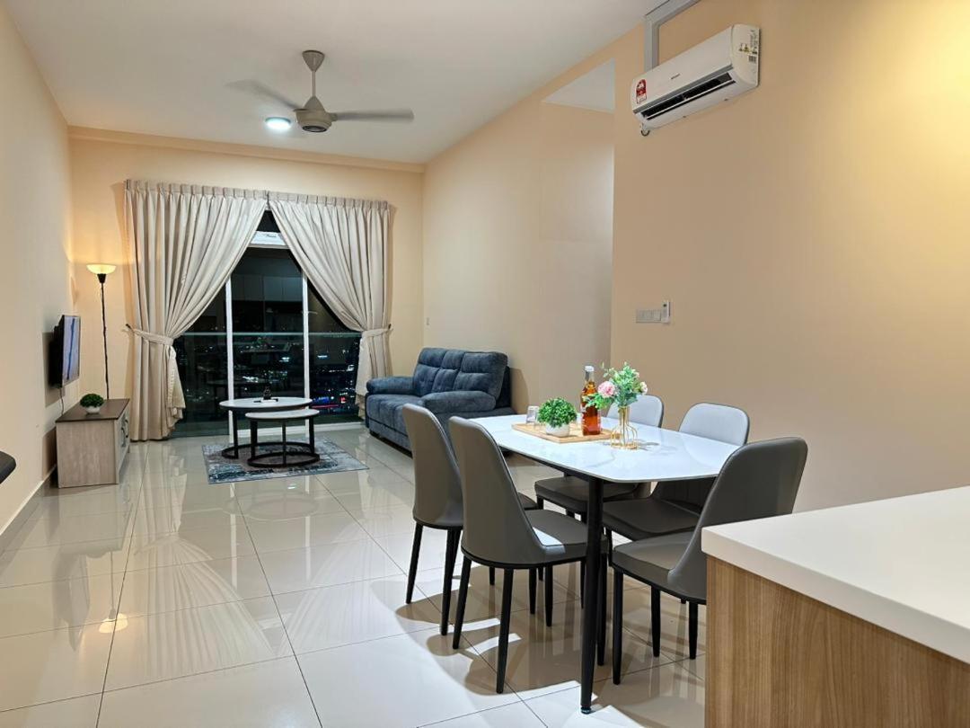 Apartment Twin Galaxy View 2 Bedroom With Balcony Johor Bahru